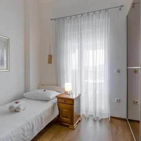 Alisa Apartmán Ližnjan