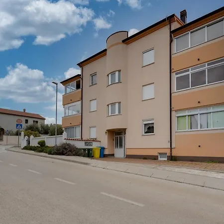 Apartman Alisa *