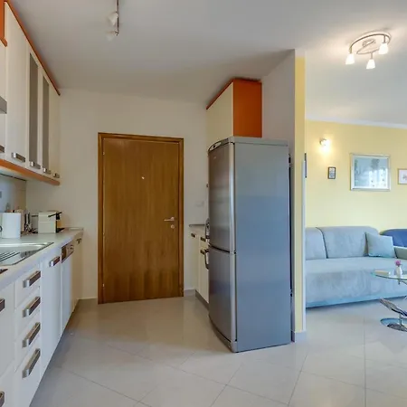 Alisa Apartament *